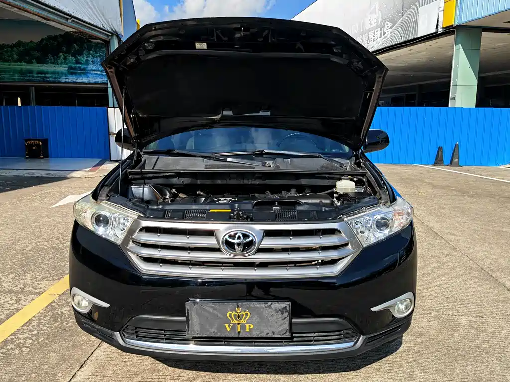 Toyota Highlander 2014 — фото 23