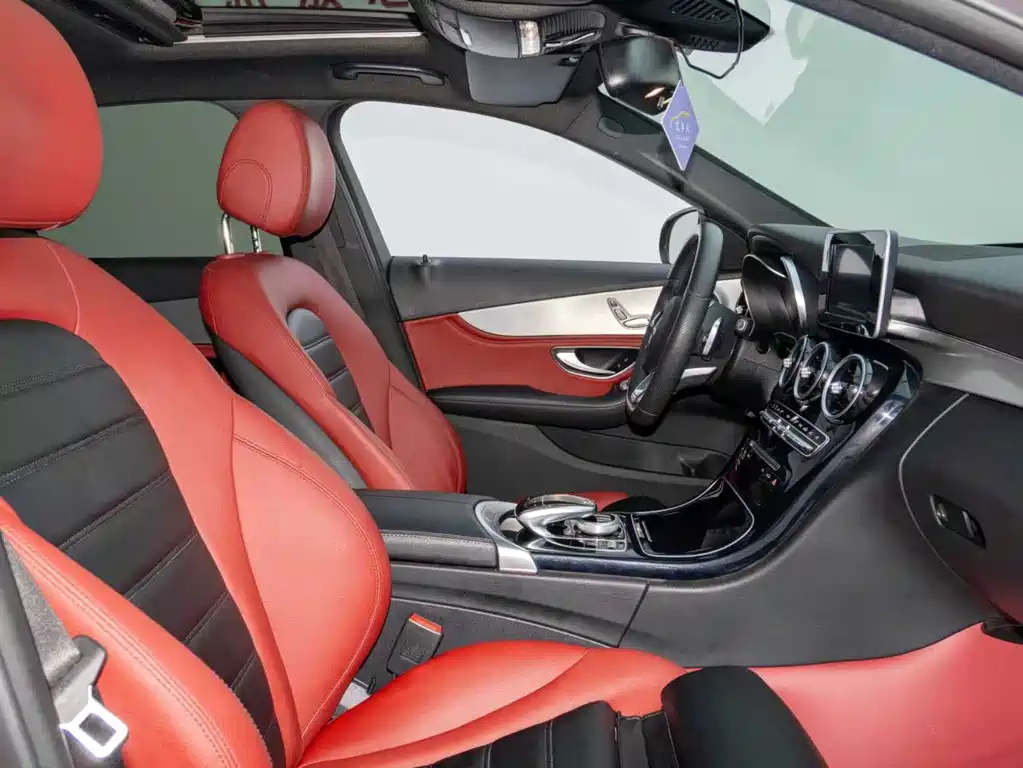Mercedes-Benz C-Class 2018 — фото 10