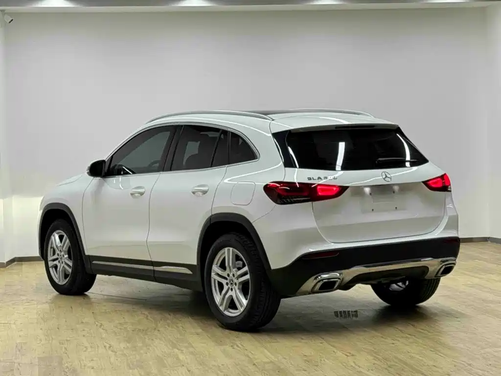 Mercedes-Benz GLA 2022 — фото 11
