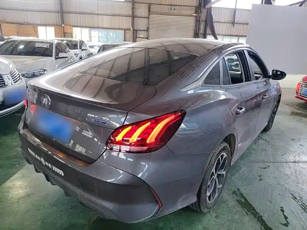 MG MG5 2025