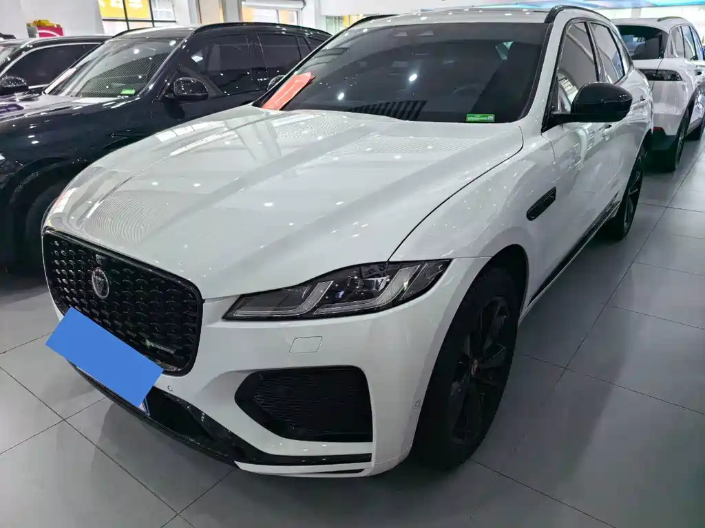 Jaguar F-PACE 2023