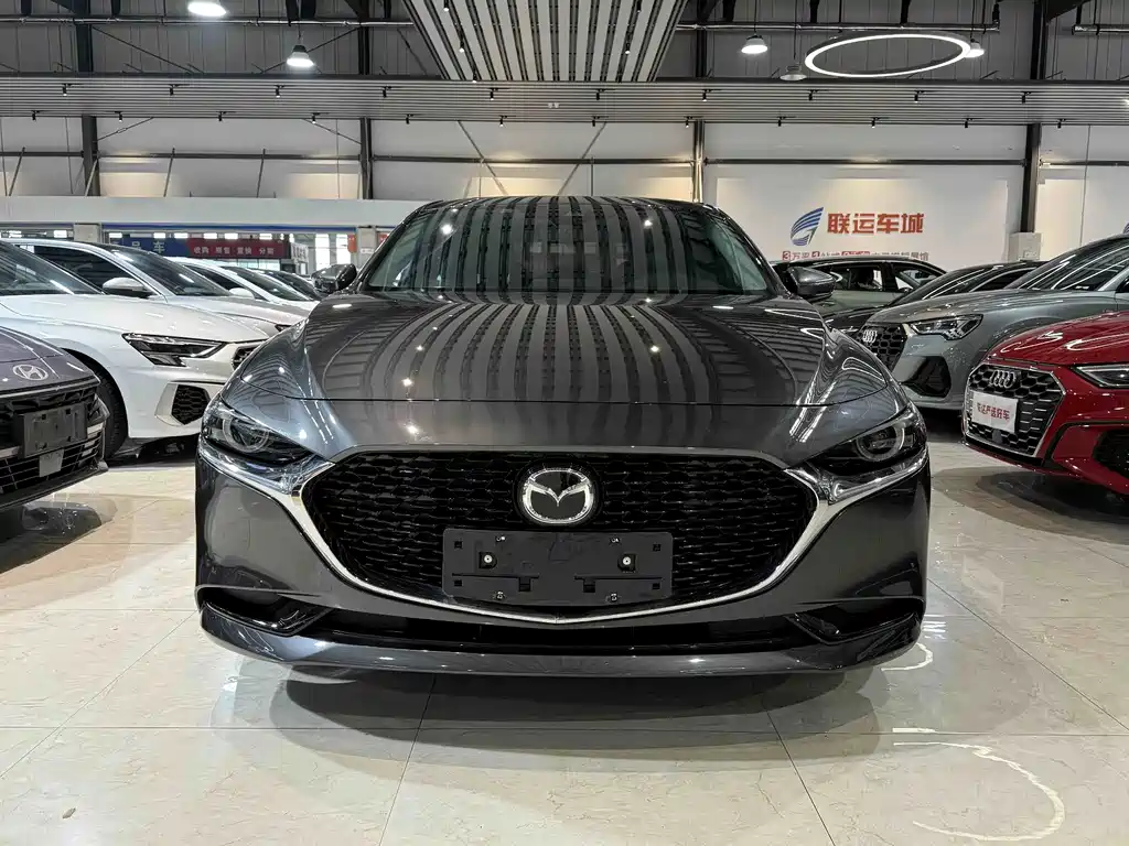 Mazda 3 Axela 2023