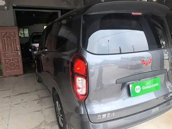 Wuling Hongguang New Energy 2025