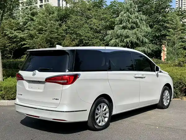Buick GL8 2017