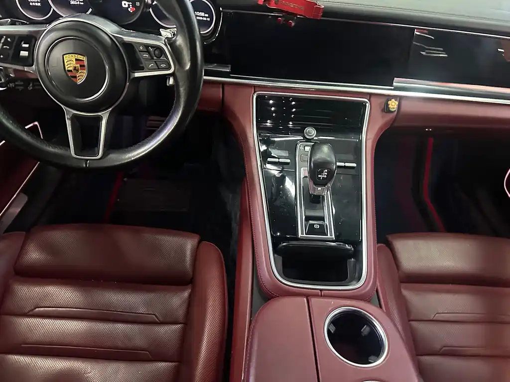 Porsche Panamera 2020 — фото 10