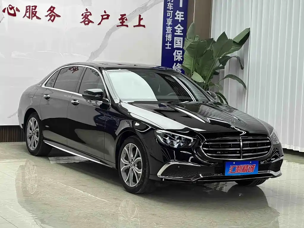 Mercedes-Benz E-Class 2022