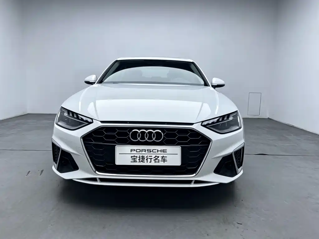 Audi A4L 2021
