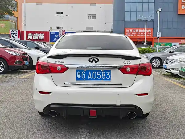 Infiniti Q50L 2016
