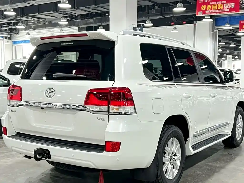 Toyota Land Cruiser 2019 — фото 6