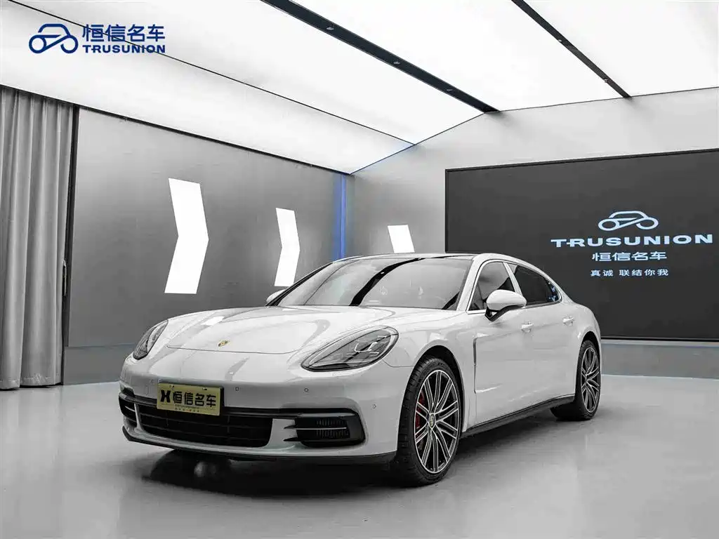 Porsche Panamera 2019 — фото 3