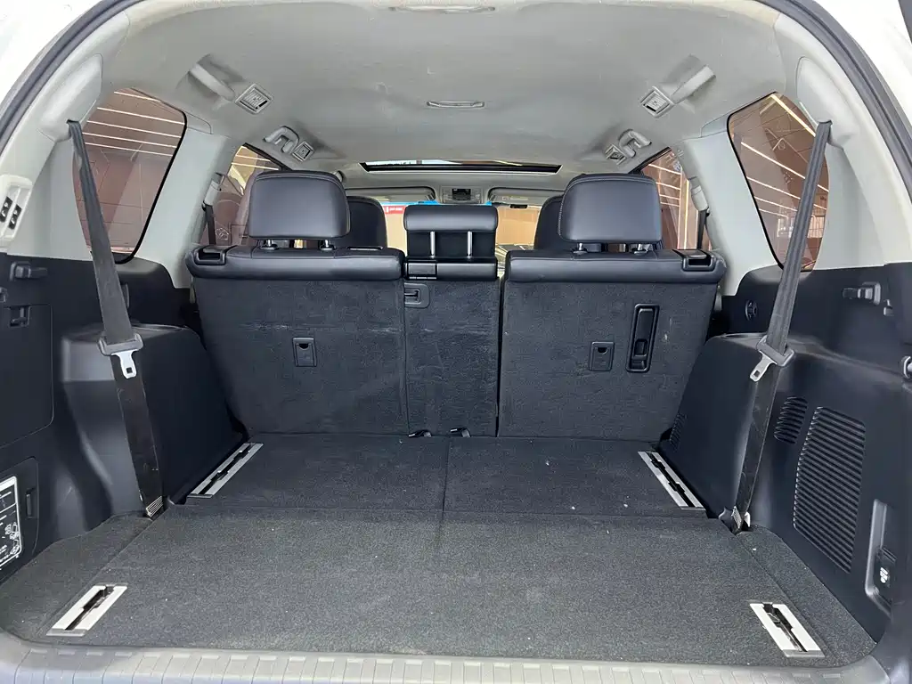 Toyota Prado 2020 — фото 19