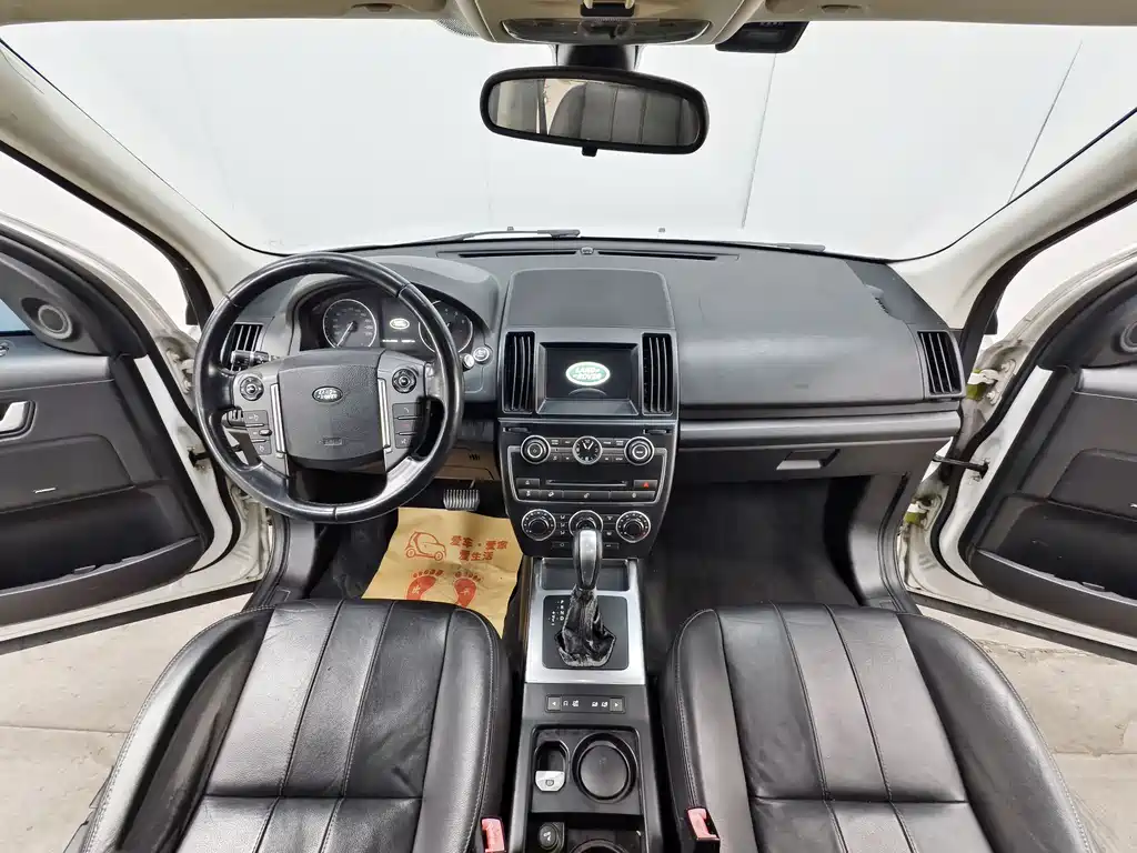 Land Rover Freelander 2 2014 — фото 9