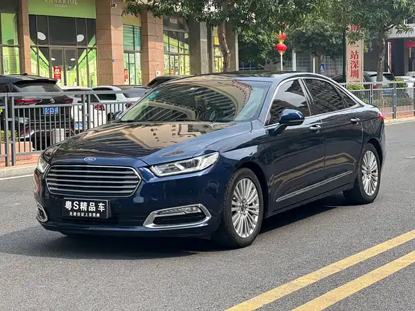 Ford Taurus 2017