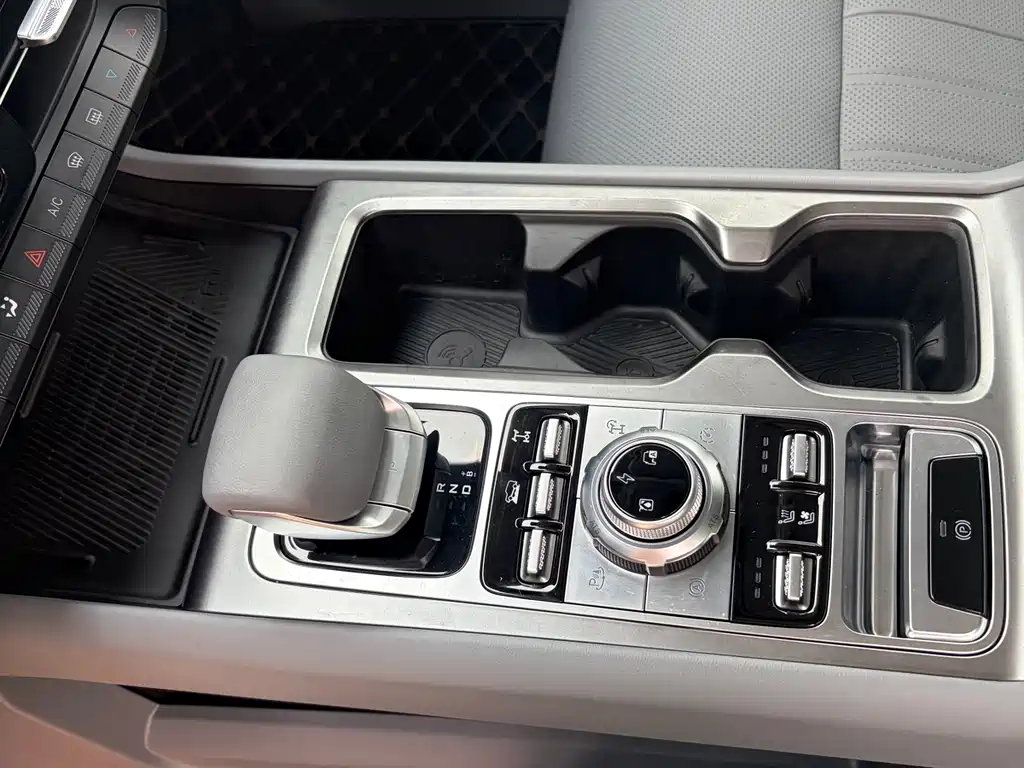 Beijing Off-Road BJ40 EREV 2025