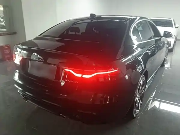 Jaguar XEL 2023
