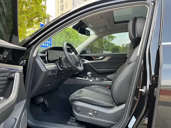 Hongqi HS5 2022