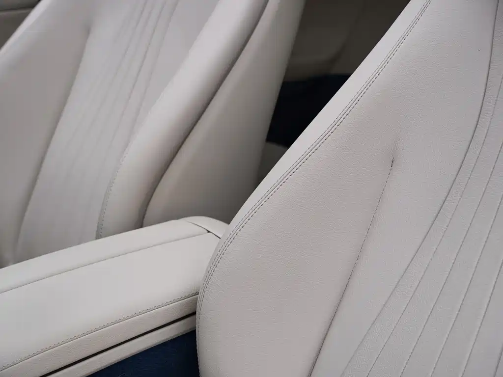 Mercedes-Benz E-Class 2023 — фото 36