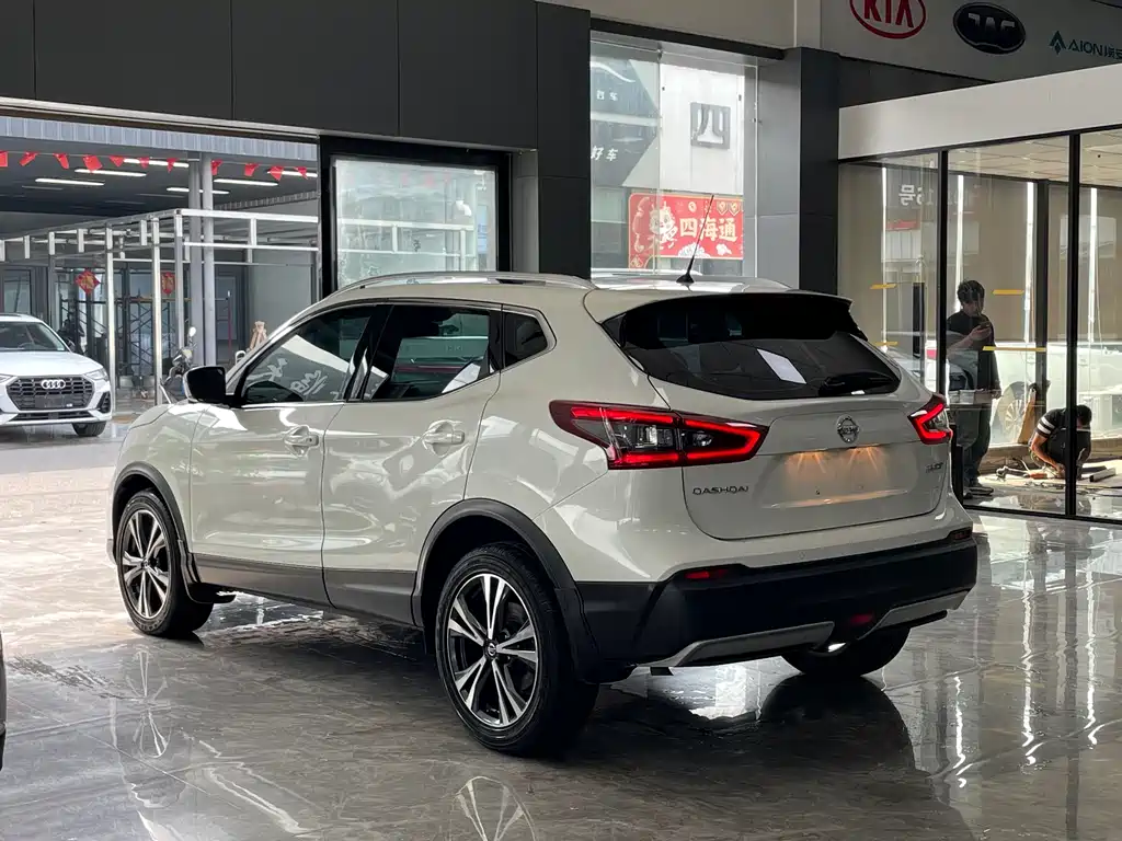 Nissan Qashqai 2023 — фото 13