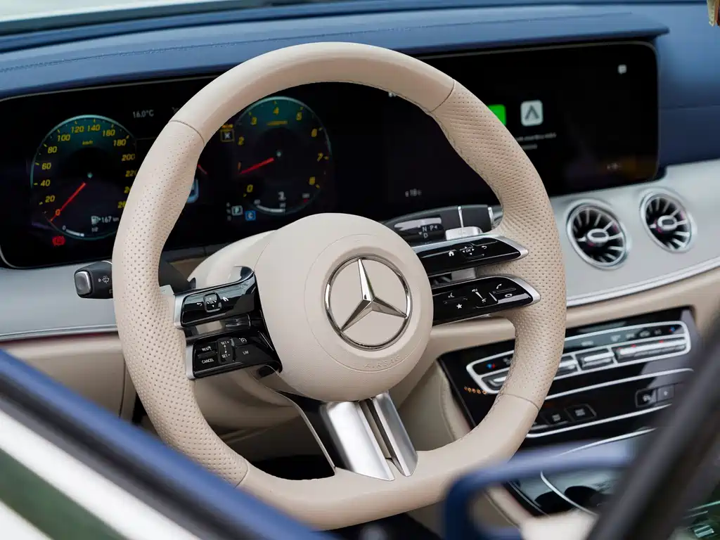 Mercedes-Benz E-Class 2023 — фото 22