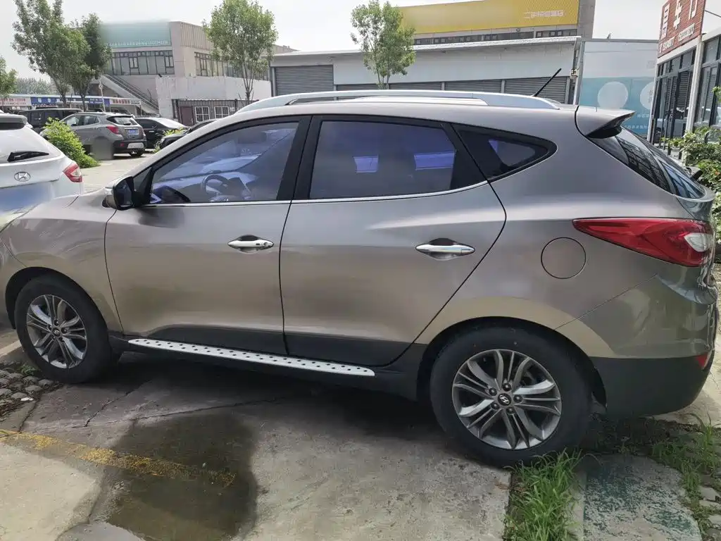 Hyundai ix35 2015 — фото 8