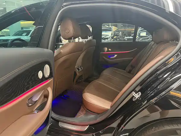 Mercedes-Benz E-Class 2023