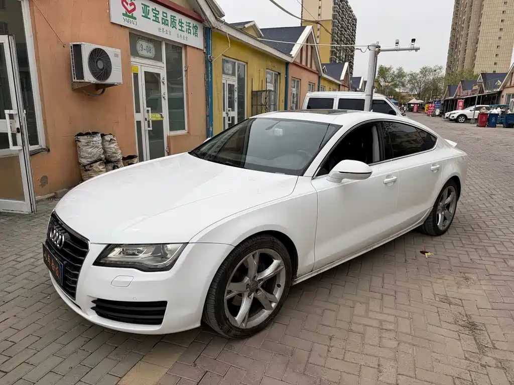 Audi A7 2014 — фото 1