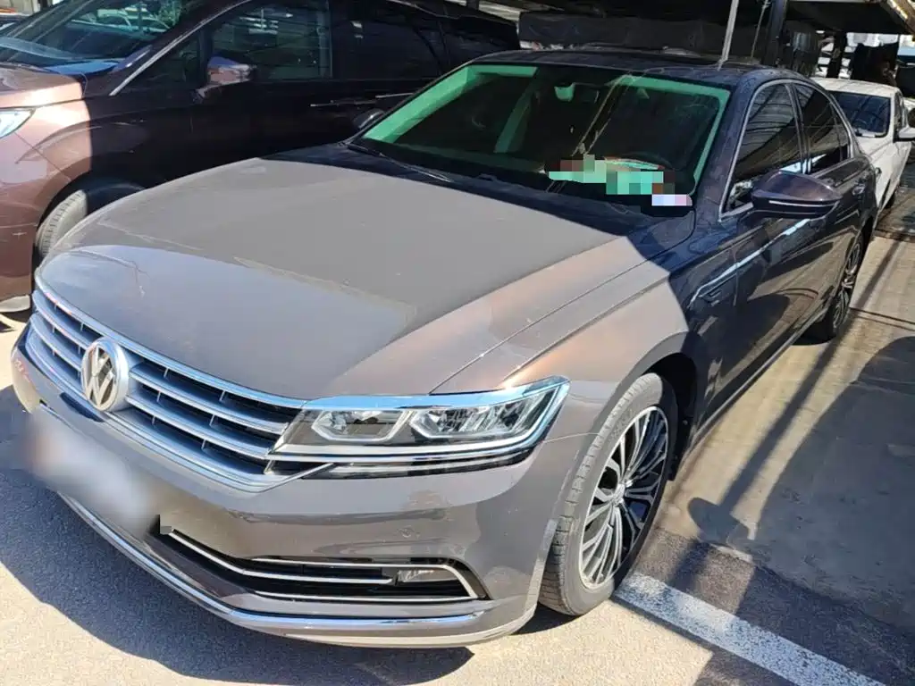 Volkswagen Phideon 2018 — фото 2