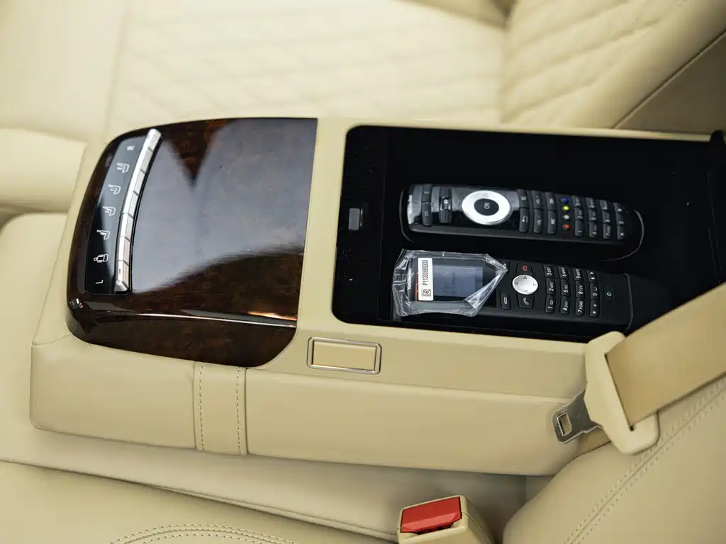 Mercedes-Benz S-Class AMG 2012 — фото 21
