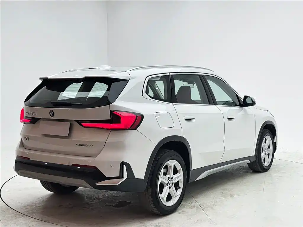 BMW X1 2023 — фото 6
