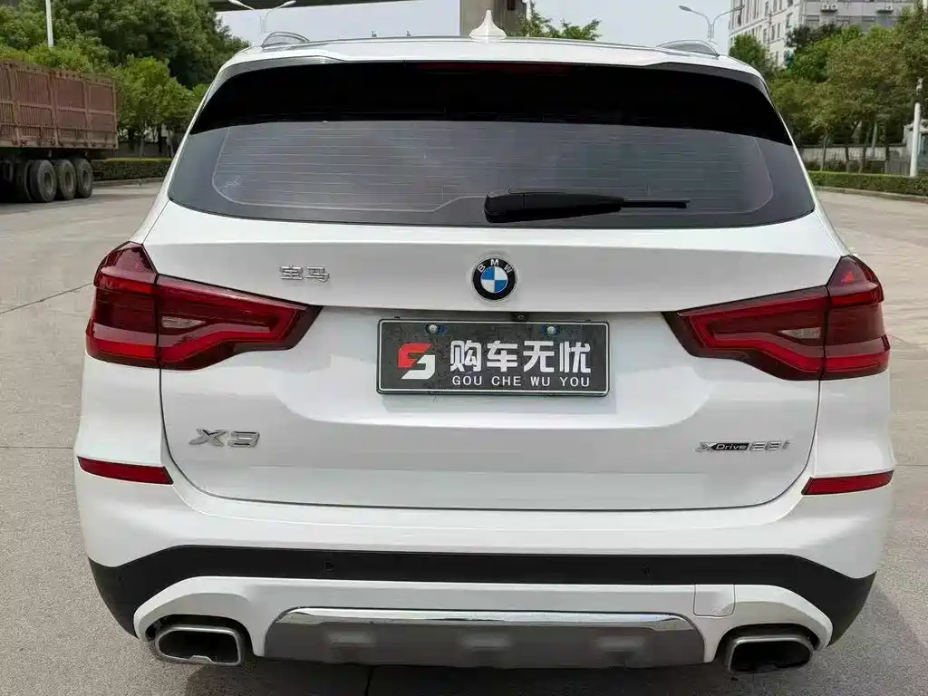 BMW X5 2017 — фото 8
