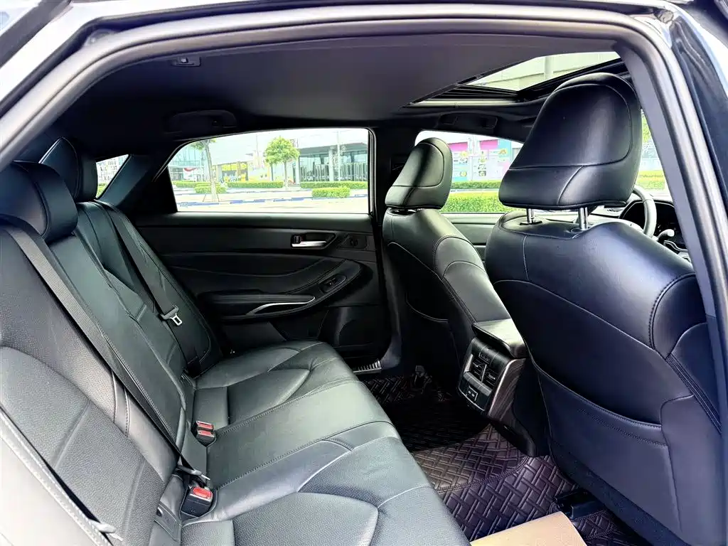 Toyota Avalon 2023 — фото 12