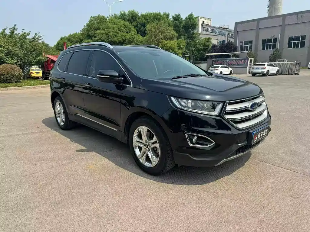 Ford Edge 2018 — фото 3