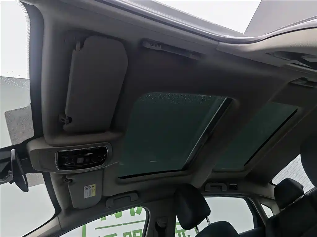 Citroen C6 2023 — фото 14