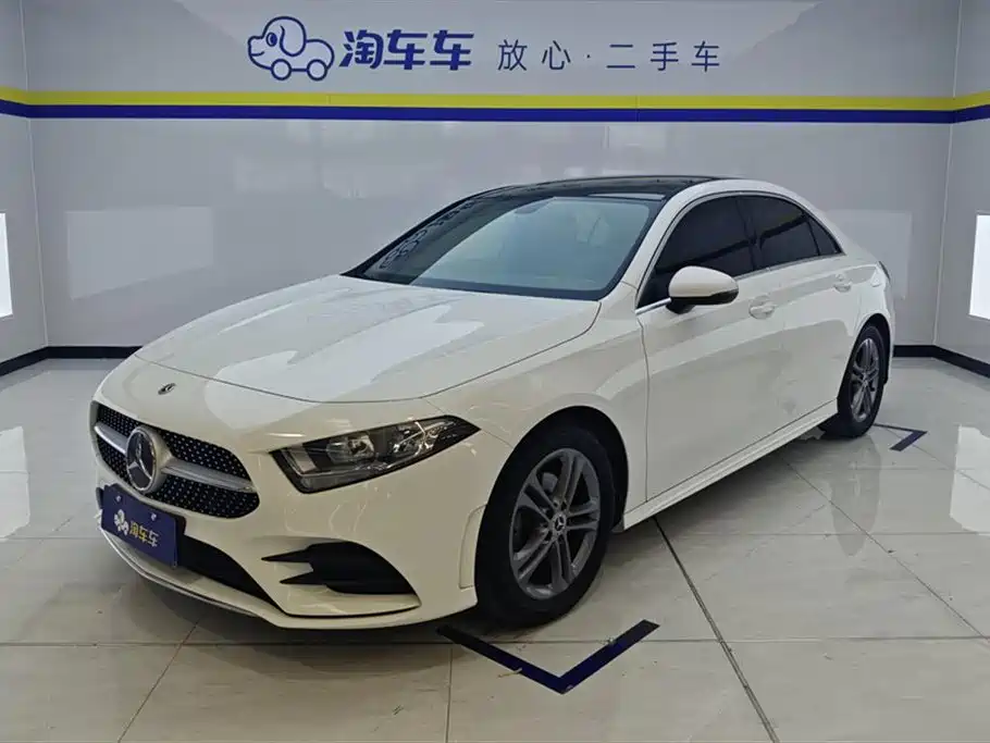 Mercedes-Benz A-Class 2021 — фото 1