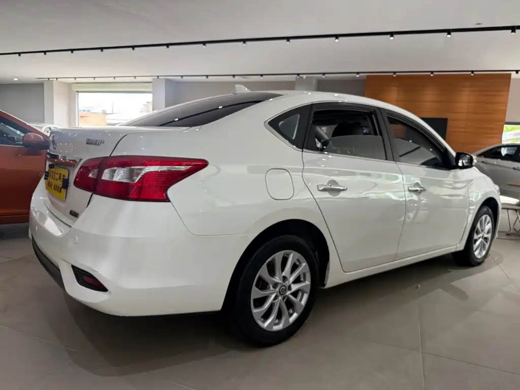Nissan Sylphy 2017 — фото 11