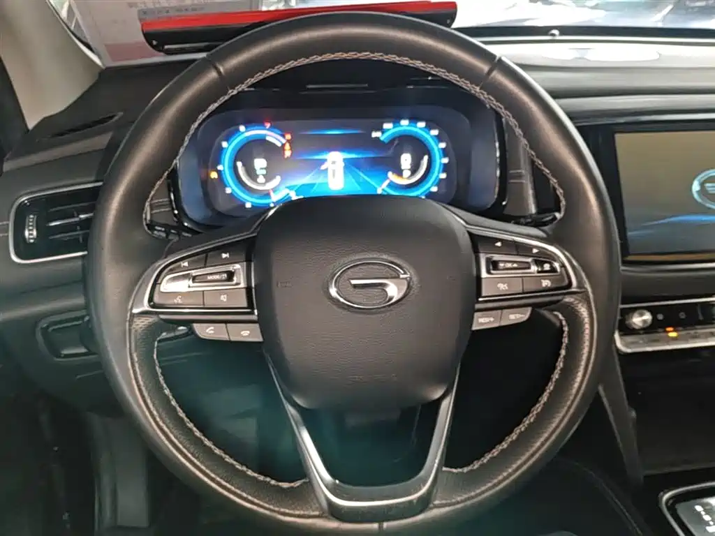 GAC Motor Trumpchi GS8 2021 — фото 11