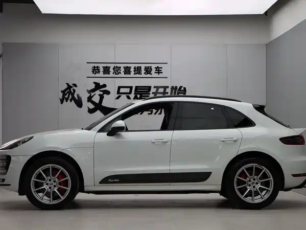 Porsche Macan 2014