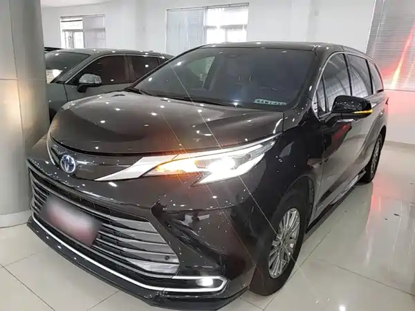 Toyota Sienna 2021