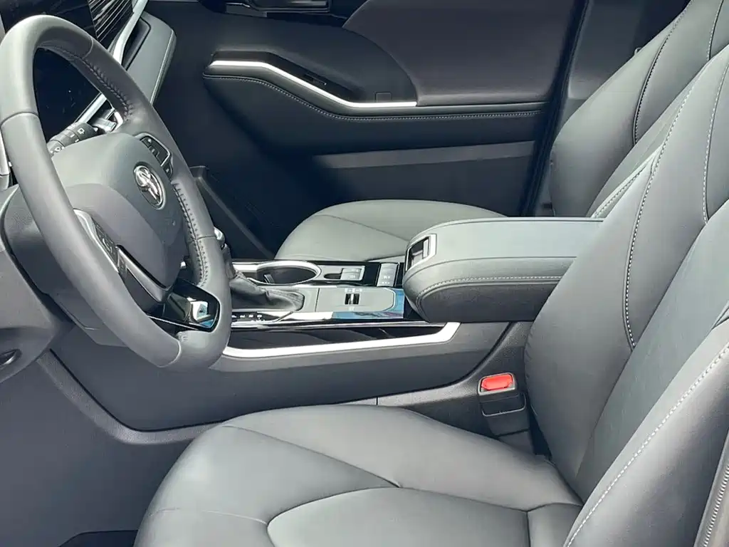 Toyota Highlander 2026