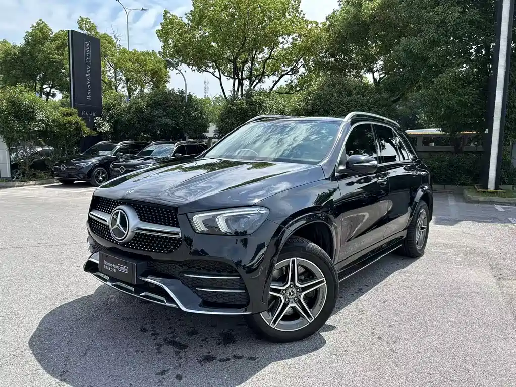 Mercedes-Benz GLE 2020 — фото 1