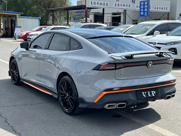Changan UNI-V 2024