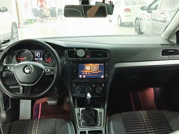 Volkswagen Golf 2019