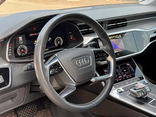 Audi A7L 2023
