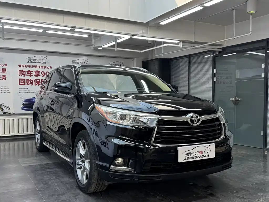 Toyota Highlander 2015 — фото 3