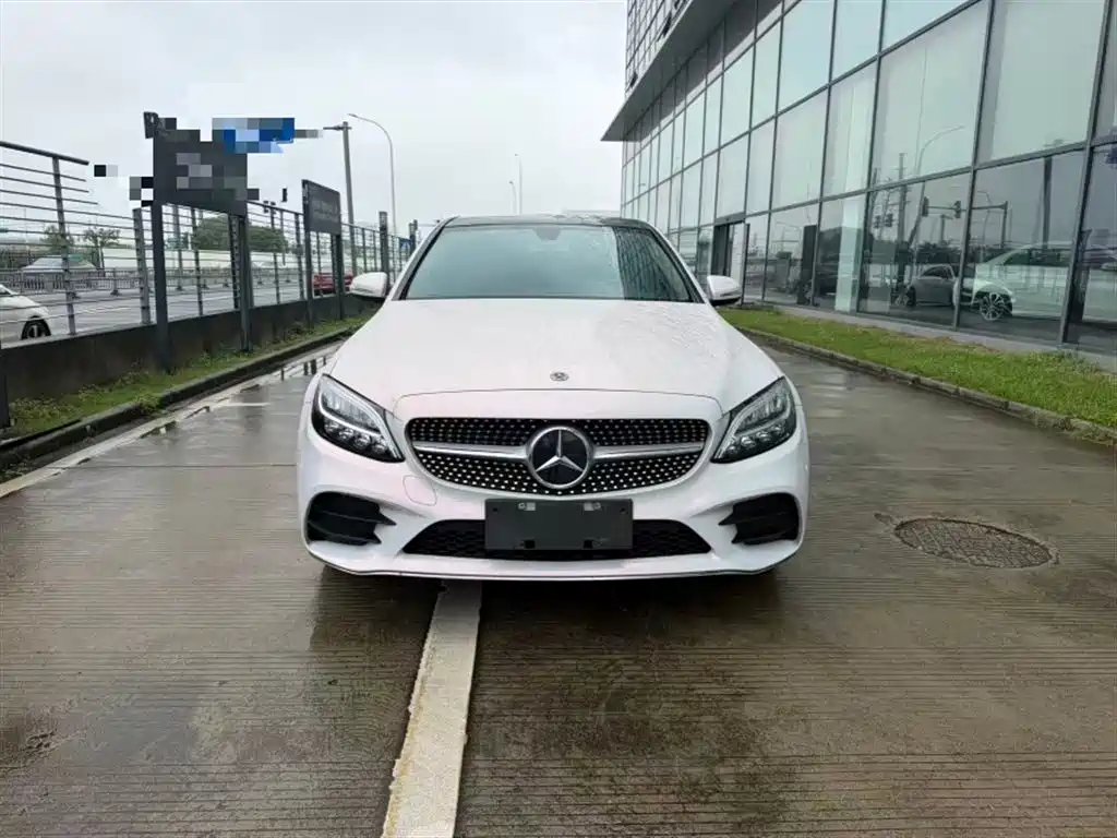 Mercedes-Benz C-Class 2020