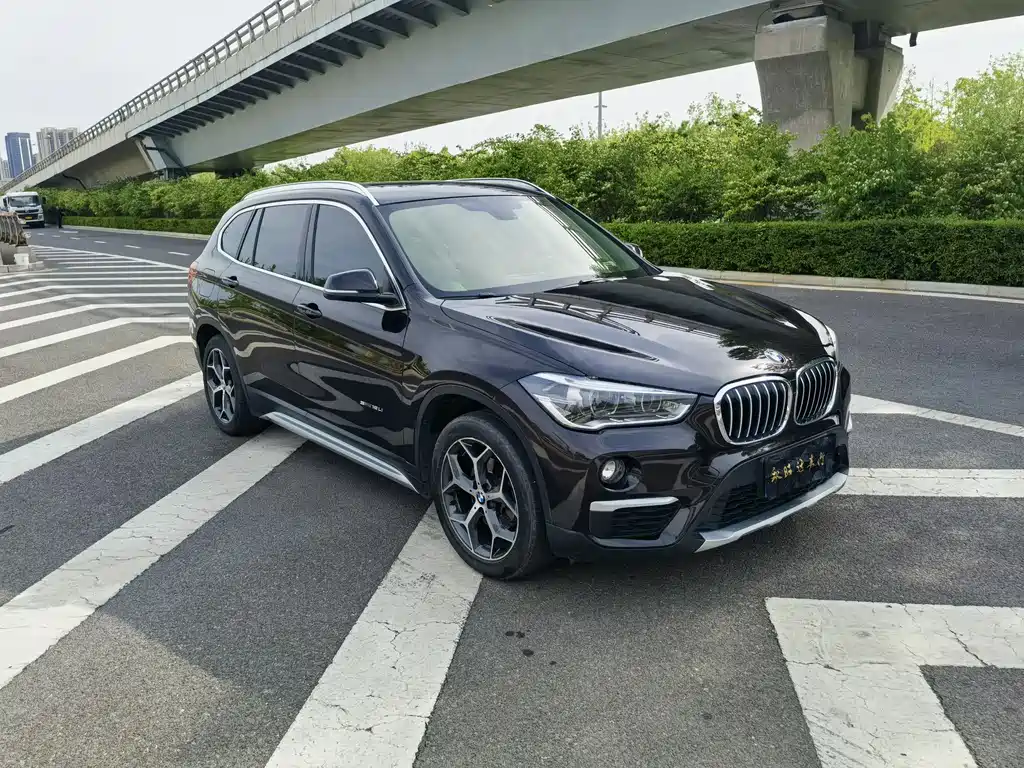 BMW X1 2018 — фото 3