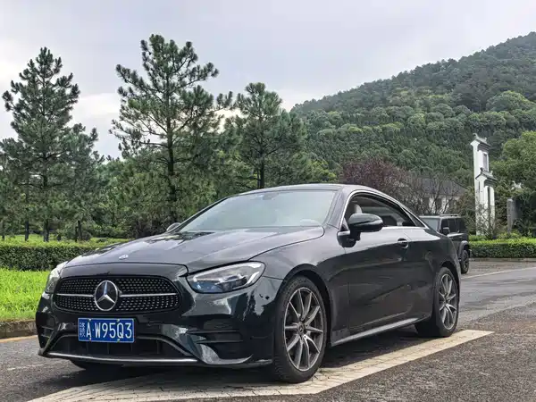 Mercedes-Benz E-Class 2023