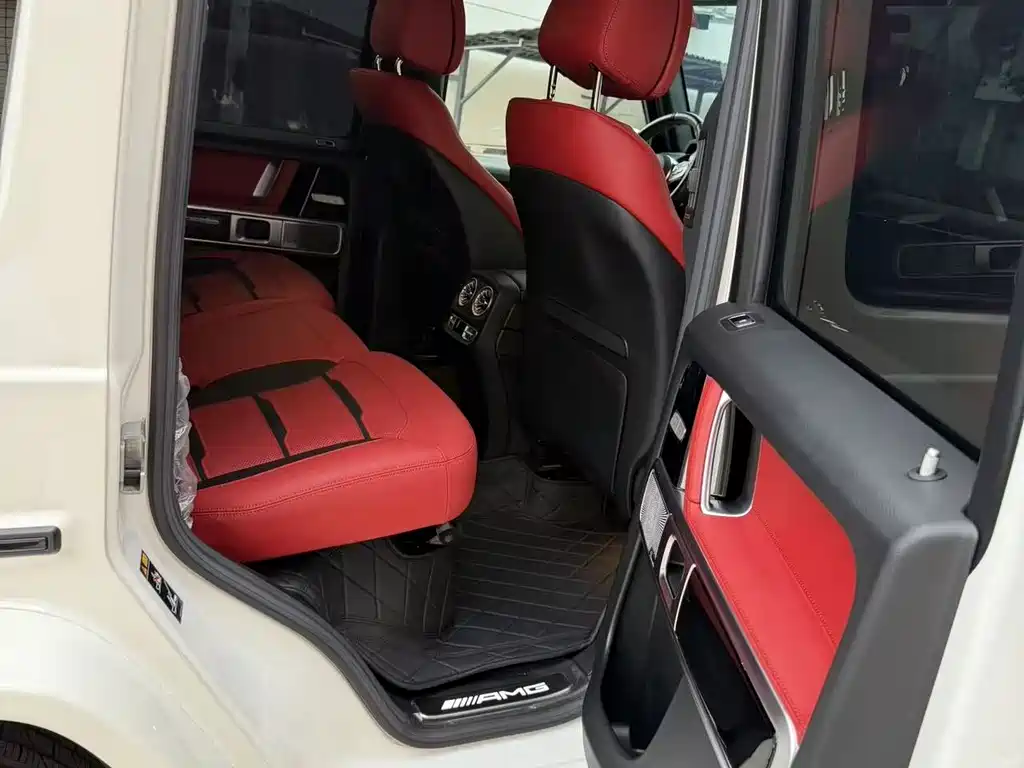 Mercedes-Benz G-Class AMG 2020 — фото 17