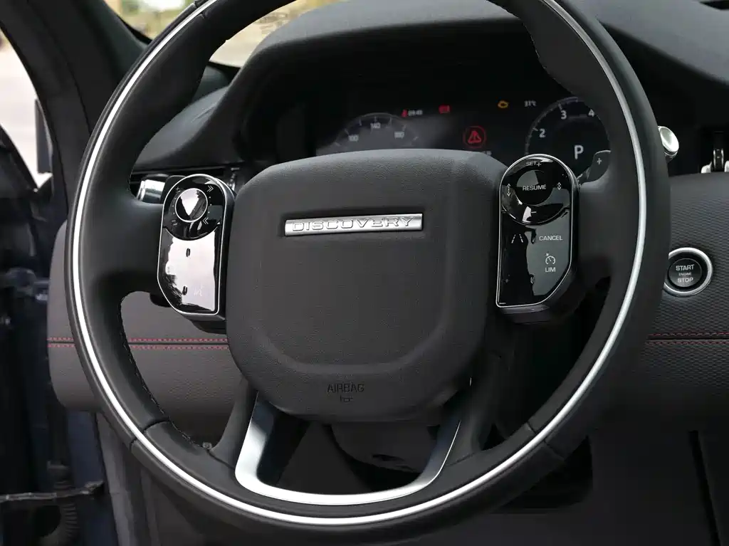 Land Rover Discovery Sport 2021 — фото 11