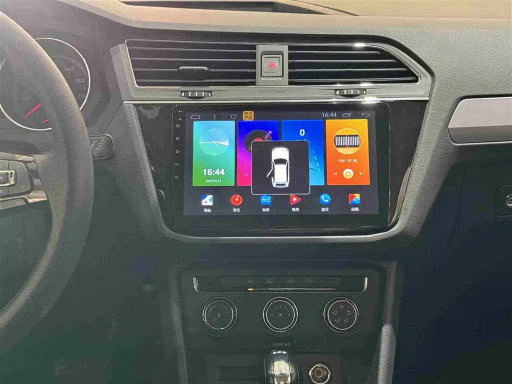 Volkswagen Tiguan L 2020 — фото 13